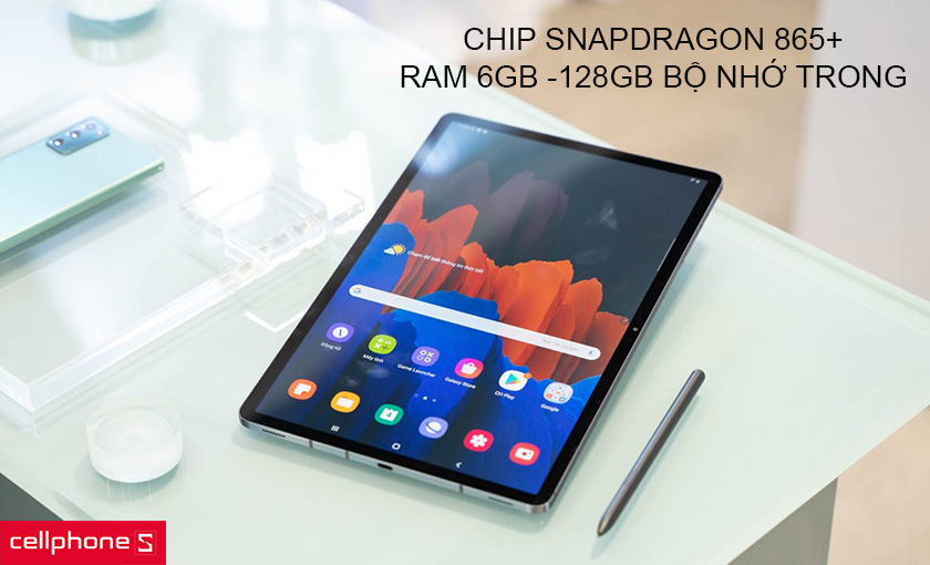 Trang bị chip Snapdragon 865+ mạnh mẽ và RAM 6GB, 128GB bộ nhớ trong